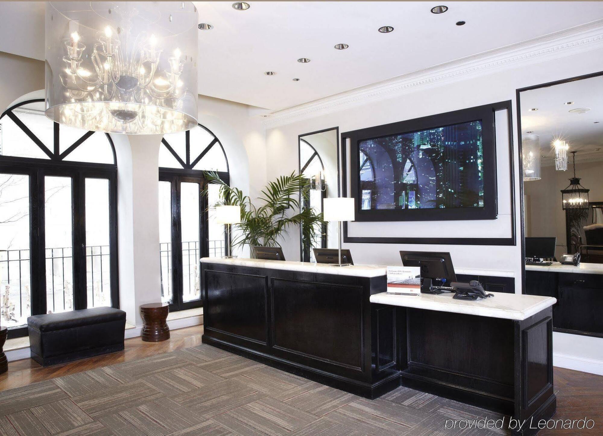 Holiday Inn Express Chicago - Magnificent Mile By Ihg Bagian luar foto