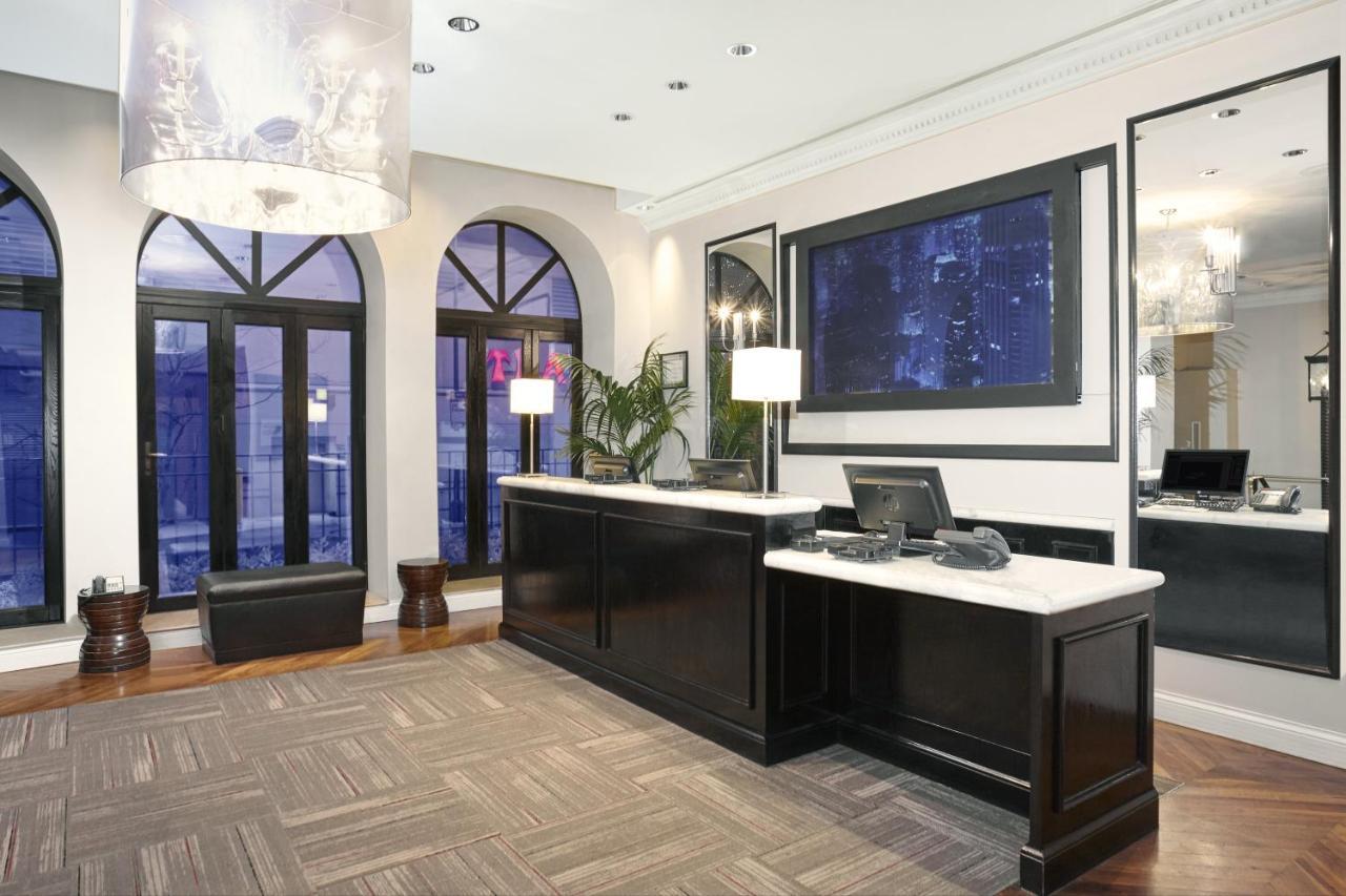 Holiday Inn Express Chicago - Magnificent Mile By Ihg Bagian luar foto